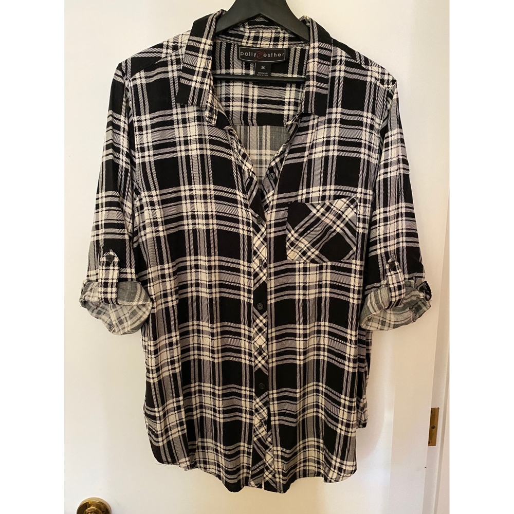 Super Cute Button Down Size 2X!